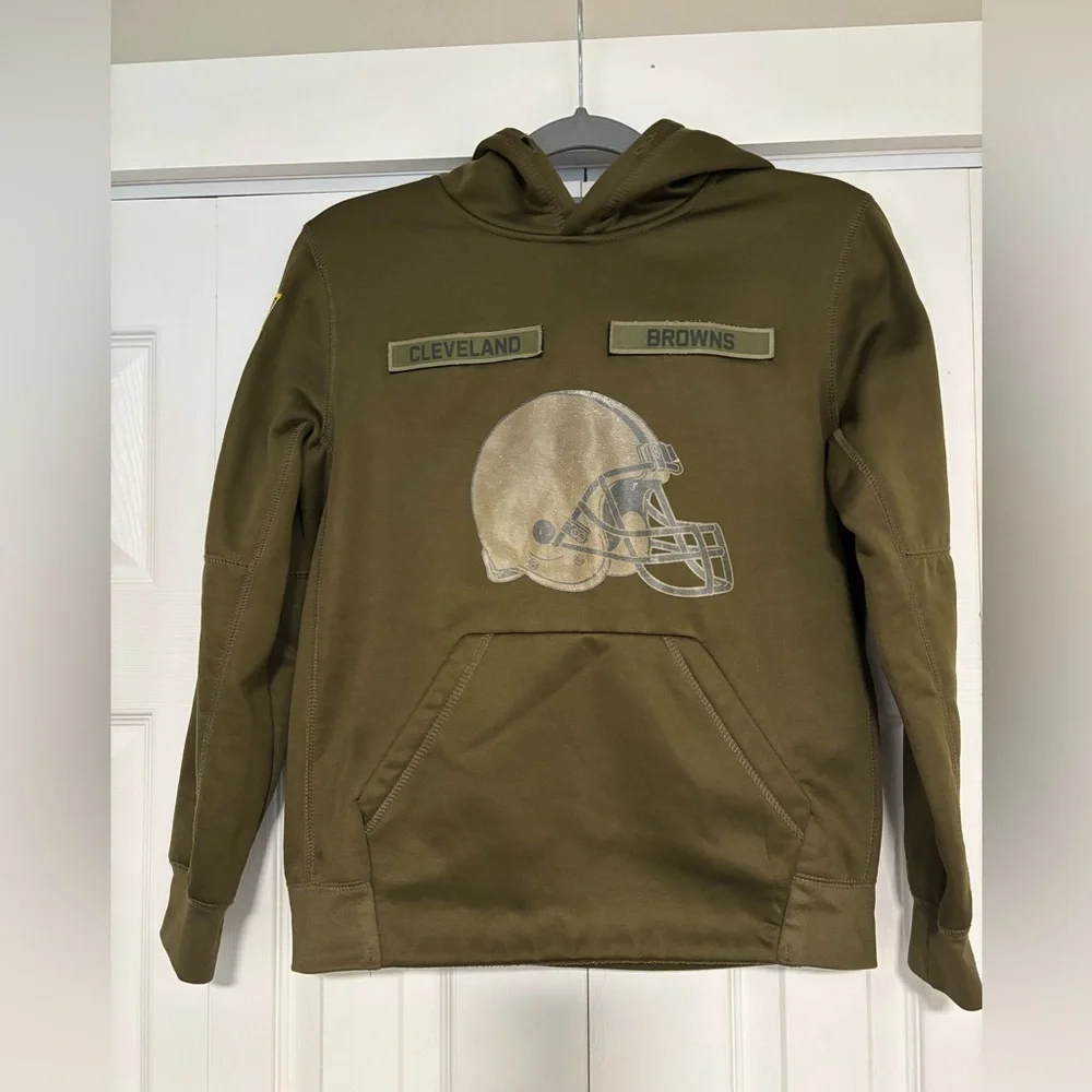 Cleveland Browns Nike Salute to Troops Boys Size Large